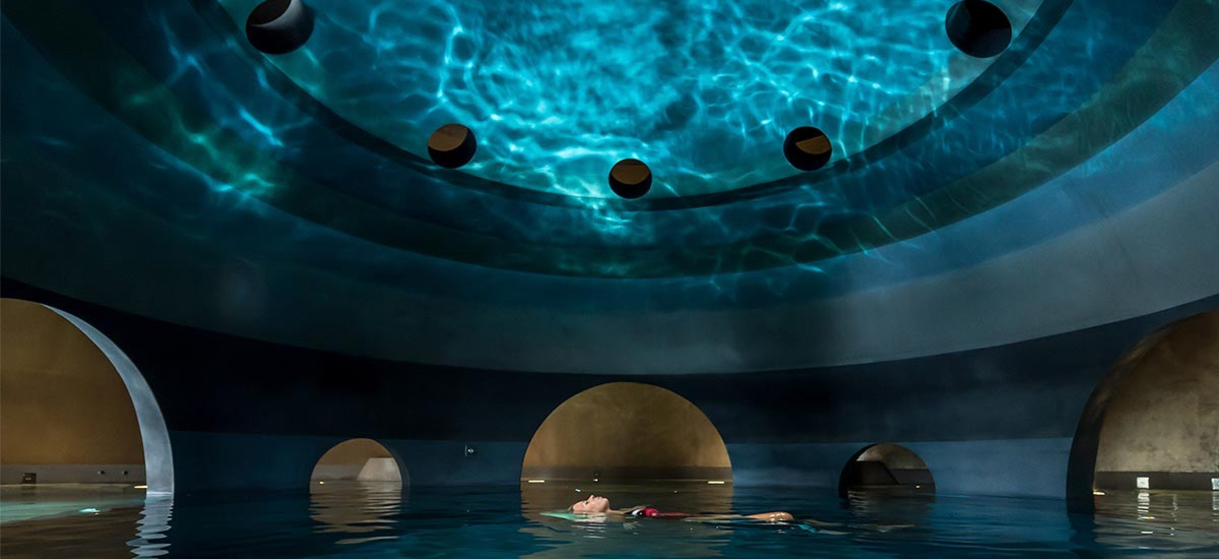 sphere-pool.jpg
